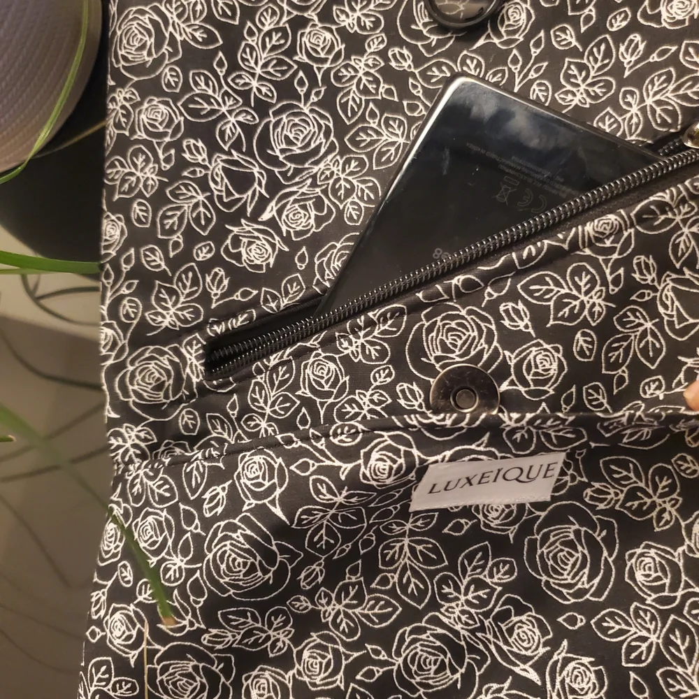 Luxeique Black Floral Tablet Case Book Sleeve - Handmade